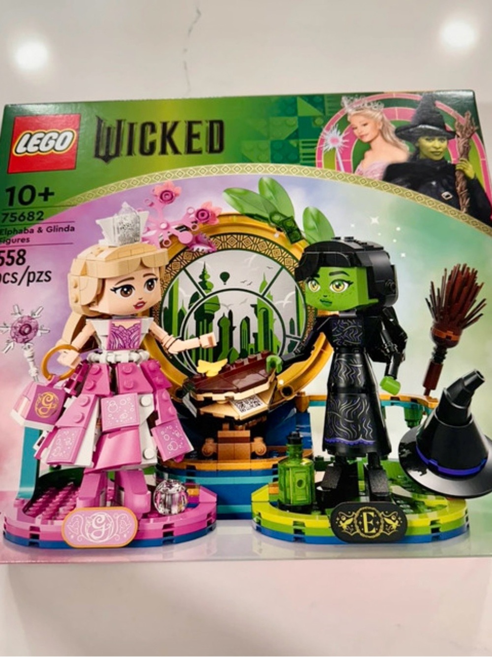 LEGO Wicked Elphaba & Glinda Duo - Pink, Green, Black